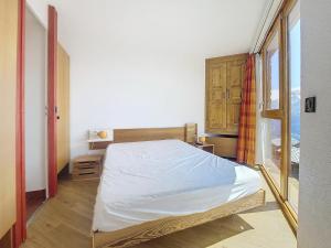 Appartement 2 pièces avec balcon proche des pistes, WIFI gratuit - FR-1-275-97