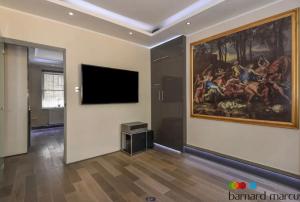 Covent Garden two bedroom flat