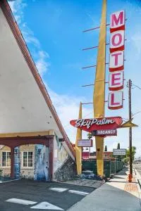 Sky Palm Motel - Orange - Panorama Heights