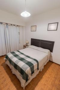 Check and Home - Santa Fe - 5 huéspedes Pleno Centro con balcón a 100 mts de la Peatonal y 200 mts del Mar