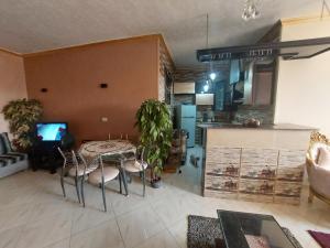 شقة اطلالة الأهرامات