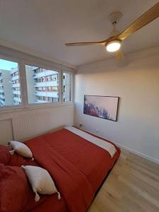 Renovated flat with loggia - Gare Part-Dieu 5min