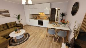 Trzypokojowy apartament z parkingiem