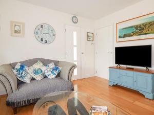 1 Old Talbot Cottages