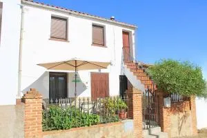 Casa Enriqueta by SIERRA VIVA - Canaleja