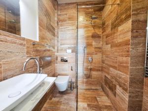 Casa Oliva Villa A with heating pool