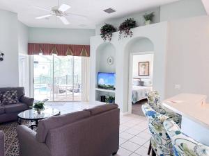4 beds pool and spa home with game room Calabay