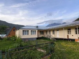 Kamara Apartment - 卡兹贝吉