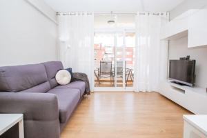 AL46 - Apartamento moderno playa Fenals