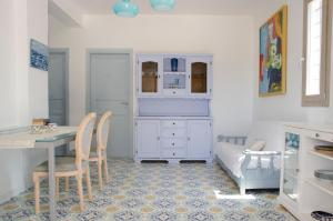 Tancredis Seaside Home