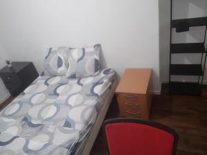 Appartements TRES BEL APPARTEMENT AUX PIEDS DE LA GARe : photos des chambres