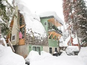 Silverstrike Lodge - 雪鸟洛奇