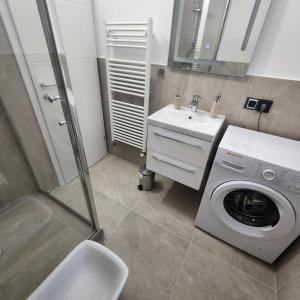 City Center Apartment -P