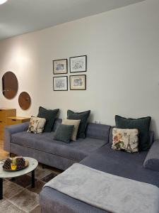 Kika Shanti, near Artificial Lake