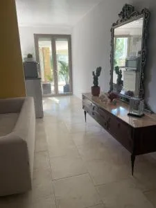 Hèle l'angolo di Elena - Bari Palese