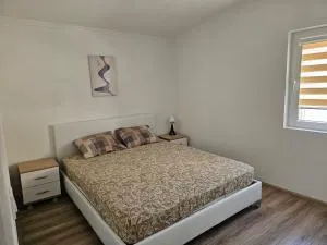 KEMI Apartment - Radnja