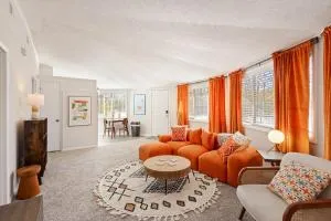 Groovy Getaway with Fenced Yard - North Augusta