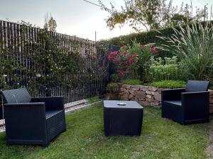 Maisons de vacances Maison berrichonne authentique avec jardin, pres du Domaine de George Sand et activites variees - FR-1-591-195 : photos des chambres