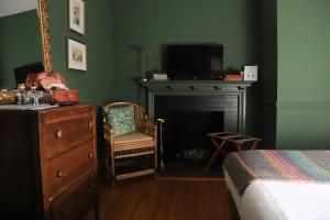 Hartstone Inn