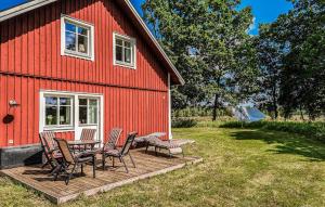 Awesome Home In Vislanda With Wifi