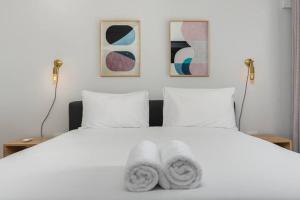 Lovely Sea View Duplex Sea Point