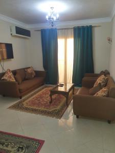 شقه مفروش للايجار كمبوند جاردينيا سيتي