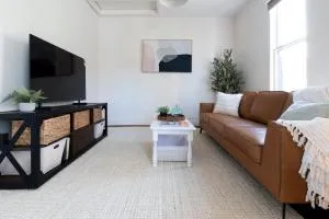 Comfortable Urban Cottage with WiFi & Parking - Launceston