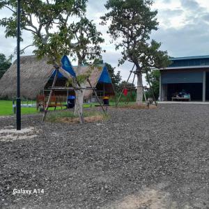 ทุ่งนาแคมป์ปิ้ง Countryside