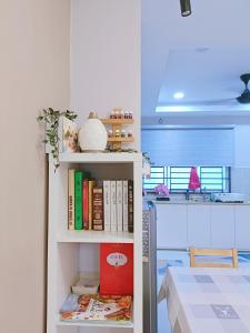 Zen Clan Homestay Scientex with wifi, aircond, water heater