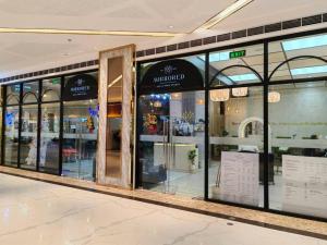 1BR Condotel with Balcony at FAME Residences #FM43