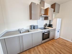Free Parking City Centre Flat by City SuperHost