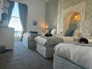 The Jubilee Hotel East - with NEWLY REFURBISHED SPA FACILITIES - GAMESPIT - AND SMOKEHOUSE