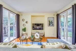 StayAU Cozy Family Comfort Vibrant WIFI 5BRM Glen - 维勒希尔