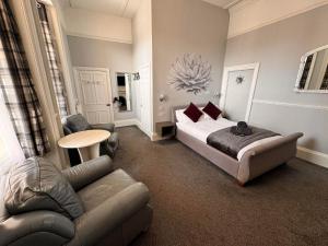 The Jubilee Hotel East - with NEWLY REFURBISHED SPA FACILITIES - GAMESPIT - AND SMOKEHOUSE