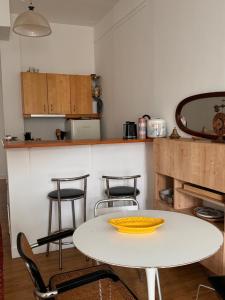 Appartement 2 pièces charmant et paisible vue sur jardin