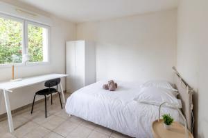 Appartements Le Poincare, Proche Gare RER, Parking, Arrivee autonome : photos des chambres