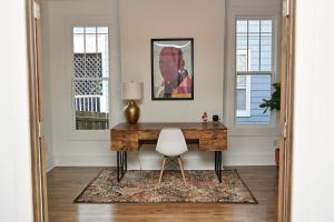 Modern & Spacious Home Near Downtown Atlanta