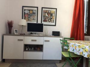 Serragli house