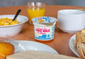Hotels B&B HOTEL Chateauroux A20 L'Occitane : photos des chambres