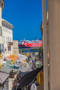 Hotels L'Escale Cote Sud : photos des chambres