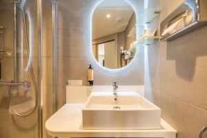 Hotels L'Escale Cote Sud : photos des chambres