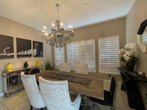 WANDERLUST villa near GALLERIA MALL
