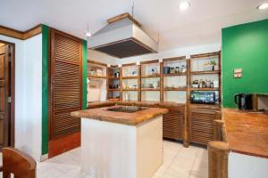 Unique Style 3BR Apartment BGV 216 in Gated Residence, Kata