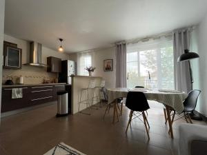 Appartements Duplex Moderne 8per&3Ch&10 min Disney&Parking free : photos des chambres