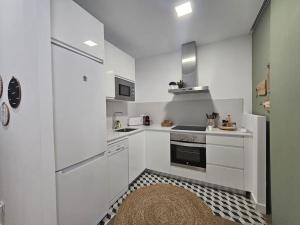 The Gabriels con terraza