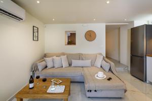 Nicolas Urban Luxury Living