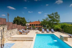 Schöne Villa bei Rovinj mit privatem Pool 
