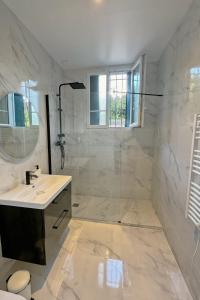 Cozy Paris Gateway Apartments Groups with free parking