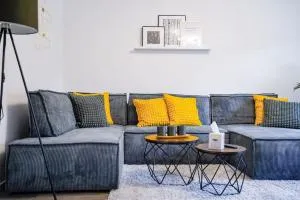 Yellow Station - Bad Lippspringe