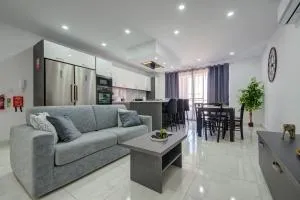 Lovely 3BR home with Private Terrace in Swieqi by 360 Estates - Is-Swieqi